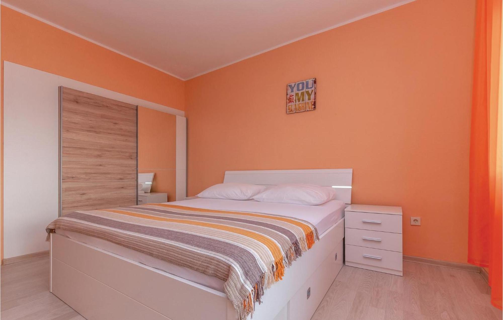 Cozy Home In Dolac With Kitchen Primosten Luaran gambar