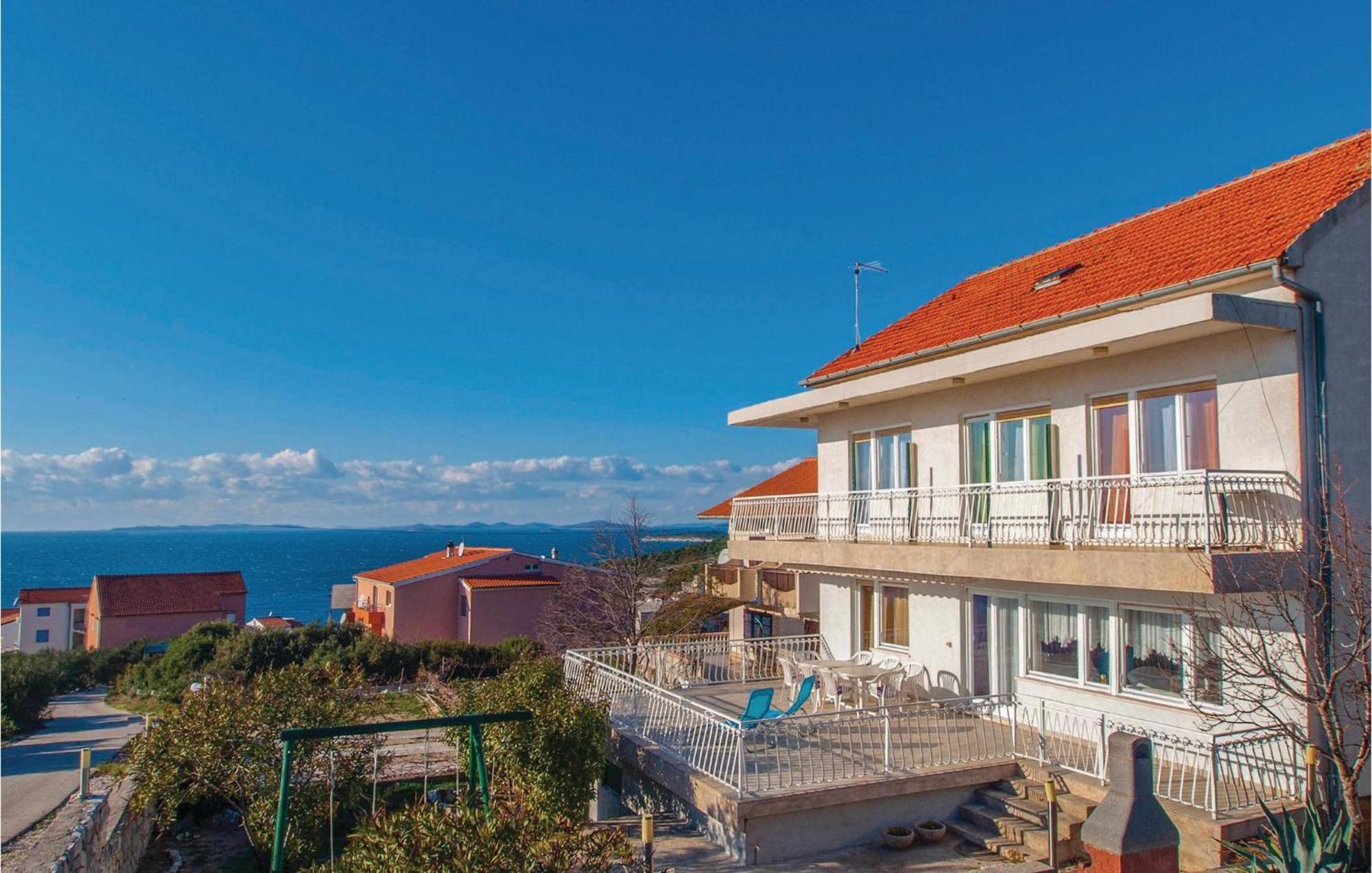 Cozy Home In Dolac With Kitchen Primosten Luaran gambar