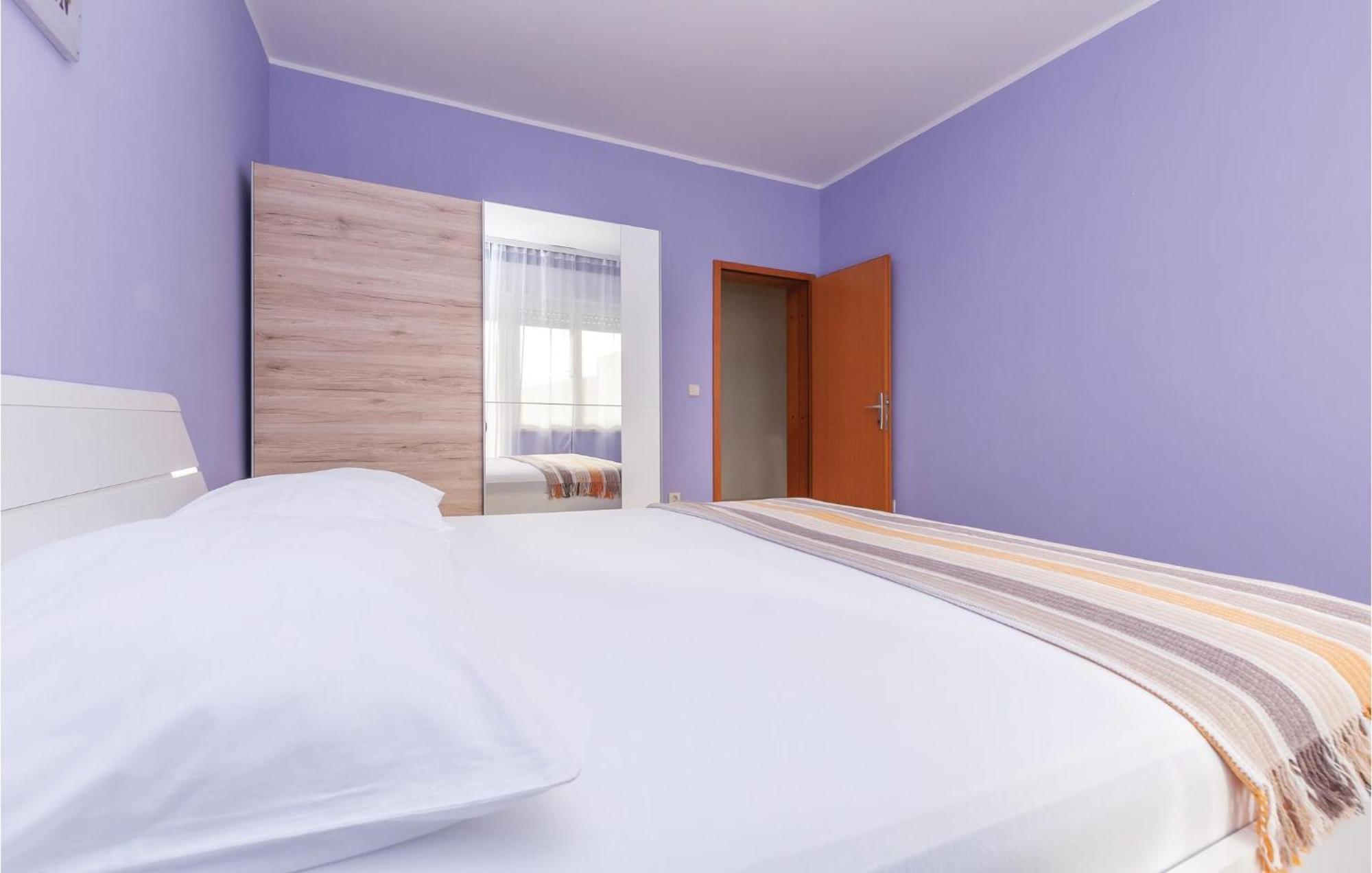 Cozy Home In Dolac With Kitchen Primosten Luaran gambar